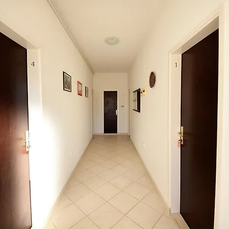 Studio 4517c Orebic